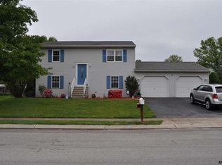 2421 Heather Rd, York, PA 17408