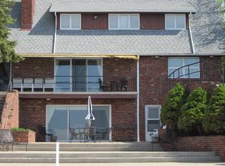 8619 E Black Point Rd, Syracuse, IN 46567