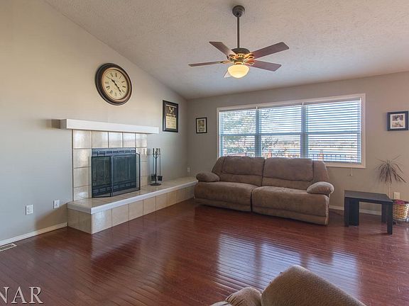 5th image of 30 Parkshores Dr