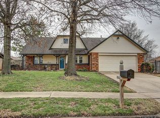10806 E 98th St N, Owasso, OK 74055