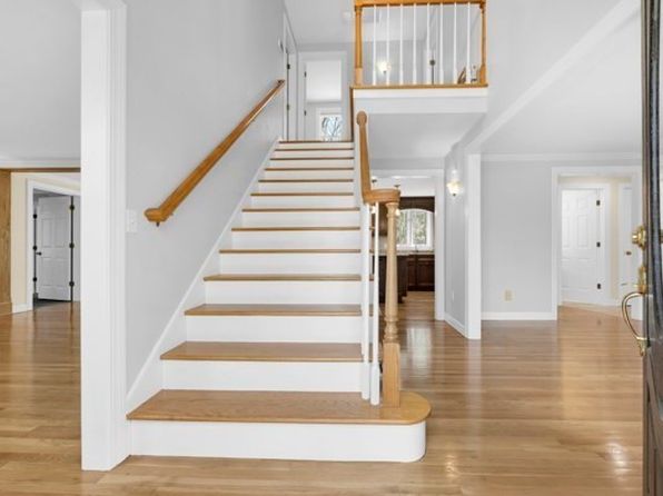 26 Center Rd, Woodstock, CT 06281