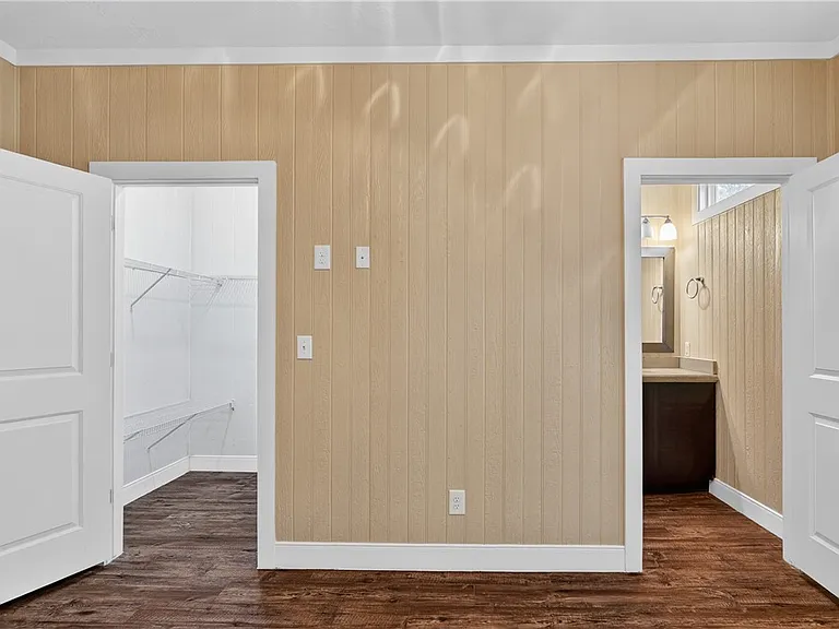 5428 Raymond Stotzer Pkwy — Photo 26
