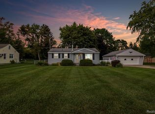 5292 W Maple Ave, Swartz Creek, MI 48473