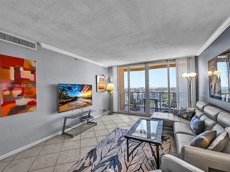 2501 S Ocean Dr #Penthouse 30 — Photo 5
