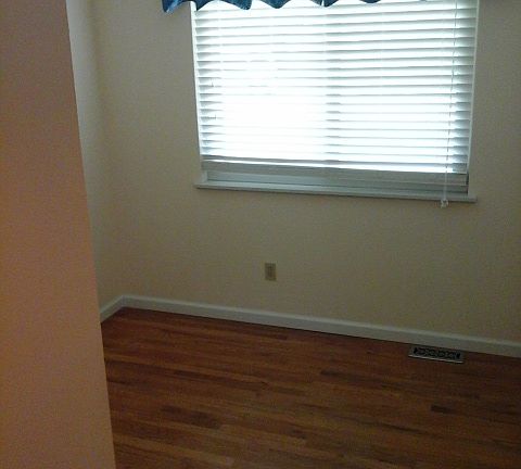 4th image of 4160 Scotch Dr