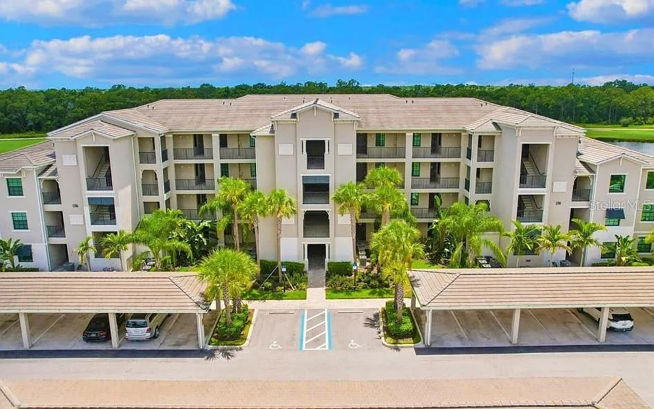 17704 Gawthrop Dr #201