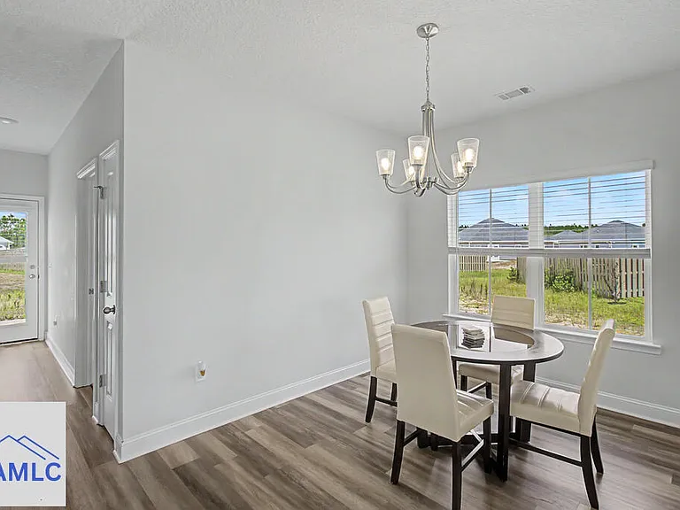 16 Crawford Ct — Photo 6