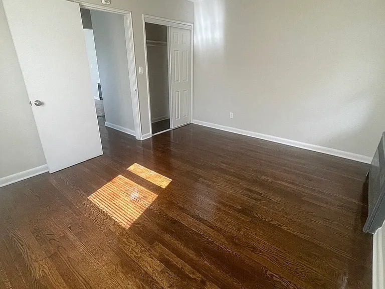 210 Broad Ave #3B — Photo 10