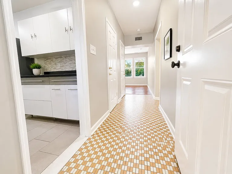 8210 Tahona Dr — Photo 7