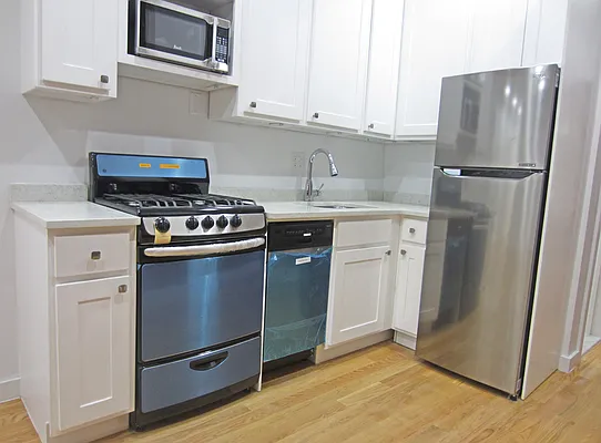 Rented by Bold New York | media 3