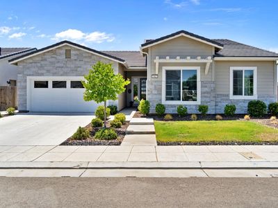 902 W Maclure Ave, Madera, CA, 93636