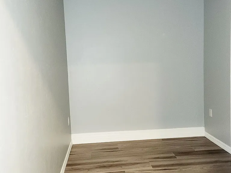 3303 37th St W — Photo 5