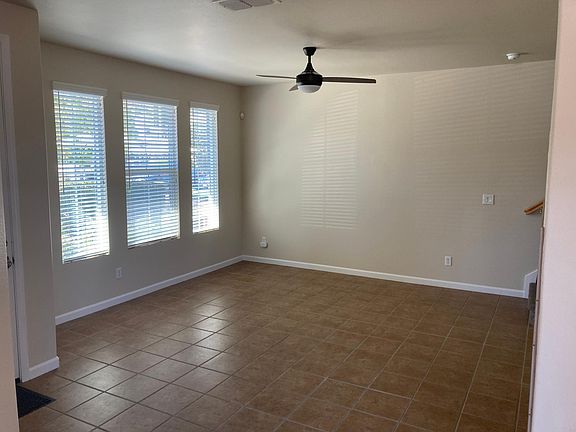 3rd image of 812 Titanium Ln