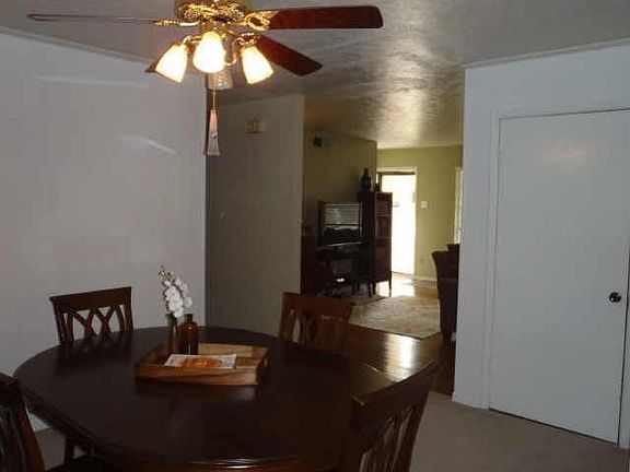 4th image of 204 Joe White St
