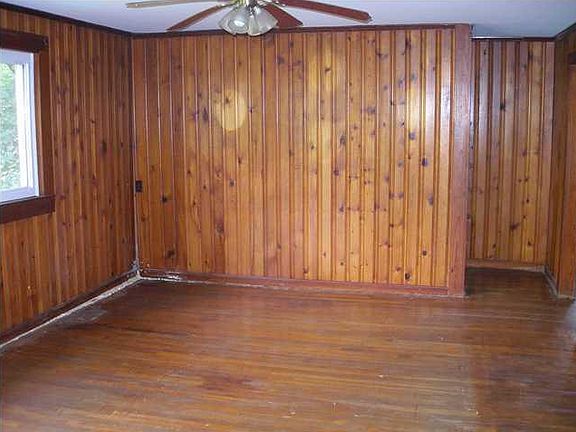 2nd image of 110 Church Ln