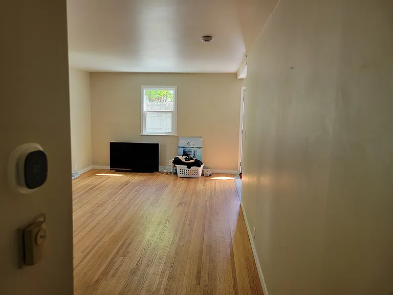 738 Belwood Dr — Photo 5