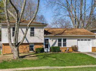 667 Mistletoe St, Gahanna, OH 43230