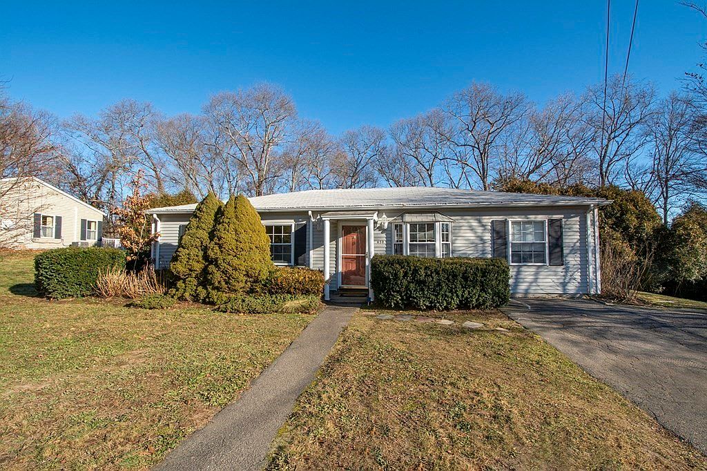650 Beech St, Rockland, MA 02370 Zillow