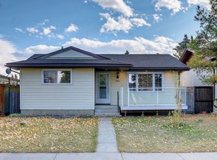 6607 Malvern Rd NE, Calgary, AB T2A5C3