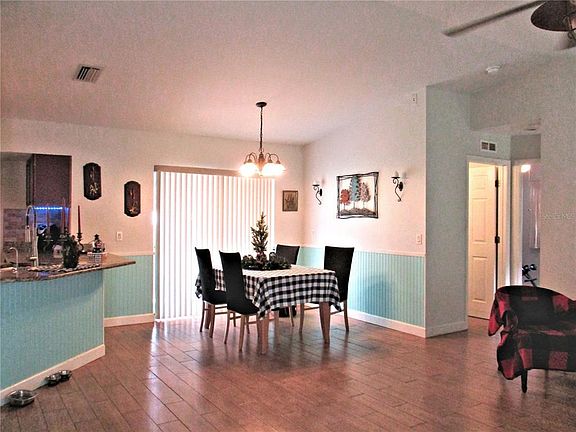 5th image of 4240 Jaslo Ave