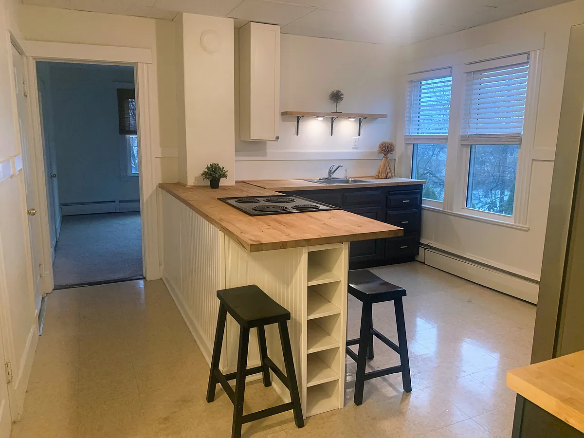 Building Photo - 71 Starkweather St #71B