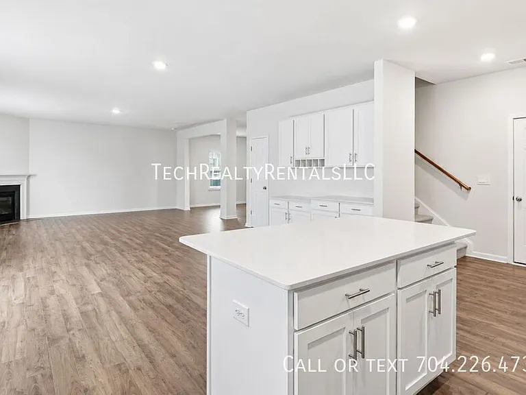 10971 Claystone Dr — Photo 8