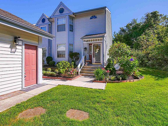 5th image of 729 E Victoria Dr #729
