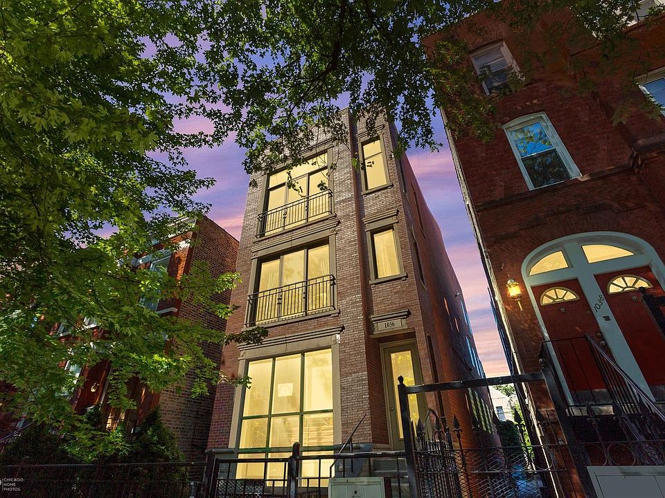 1st image of 1036 N Wood St APT 3