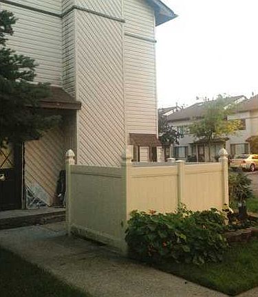 2nd image of 424 Lisk Ave #A