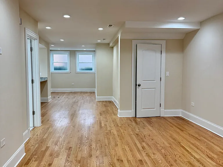 5506 N Glenwood Ave #G — Photo 11