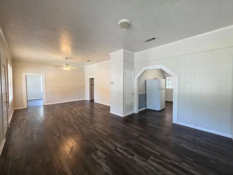 5404 N Blue Angel Pkwy — Photo 5