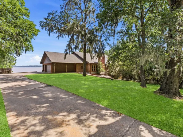 22365 La Jolla Ct, Huntsville, TX 77320