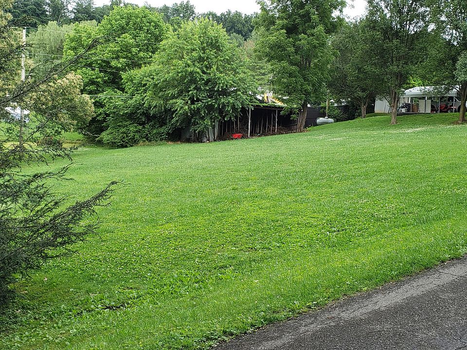 2nd image of E Little Ave