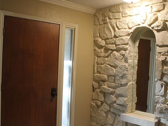 3rd image of 10215 S 200th Ave E