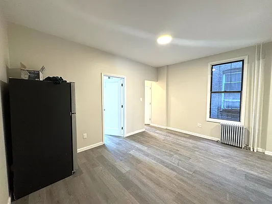 Rented by Pear NYC LLC | media 6