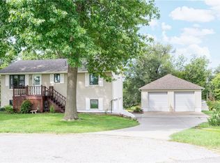 1207 Saint Paul St, Excelsior Springs, MO 64024