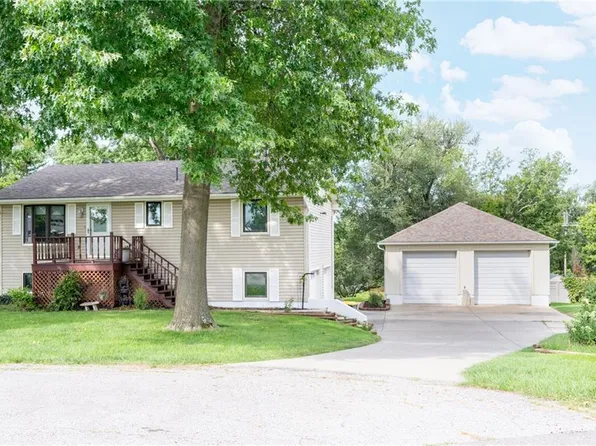 1207 Saint Paul St, Excelsior Springs, MO 64024