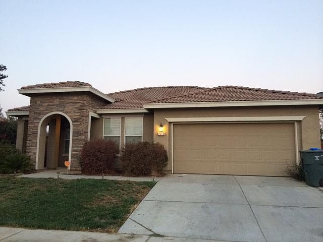 1st image of 2093 Golden Gate Dr