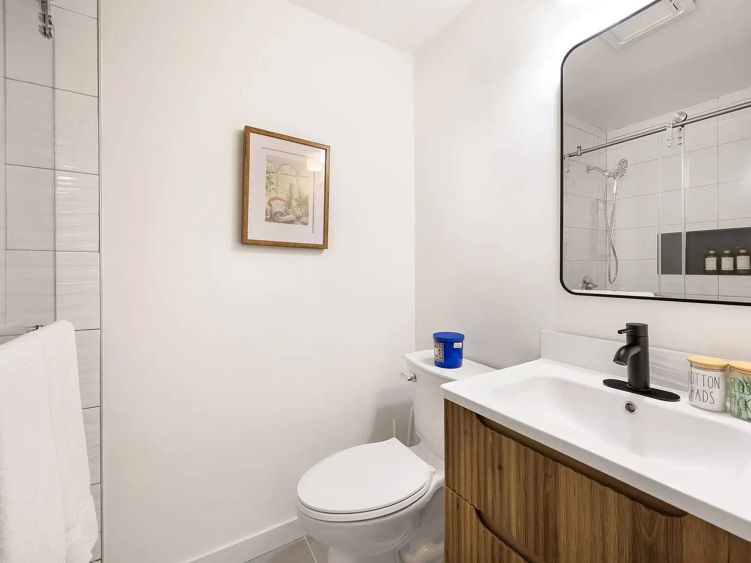 1 bed, 350 sqft, $2,045 — Photo 3