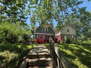 1014 Agnes Ave, Kansas City, MO 64127