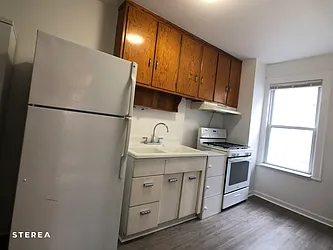 Rented by Sterea Agency