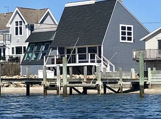 83 Pine Island Rd, Groton, CT 06340