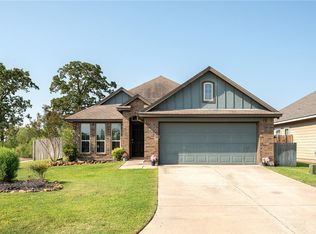 5276 Sagewood Dr, College Station, TX 77845