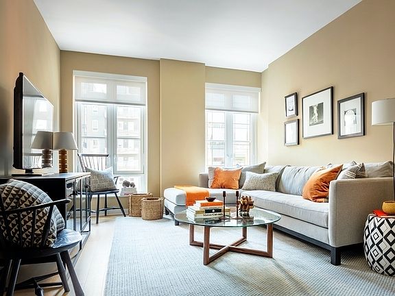 4th image of 261 Hudson St APT 3U