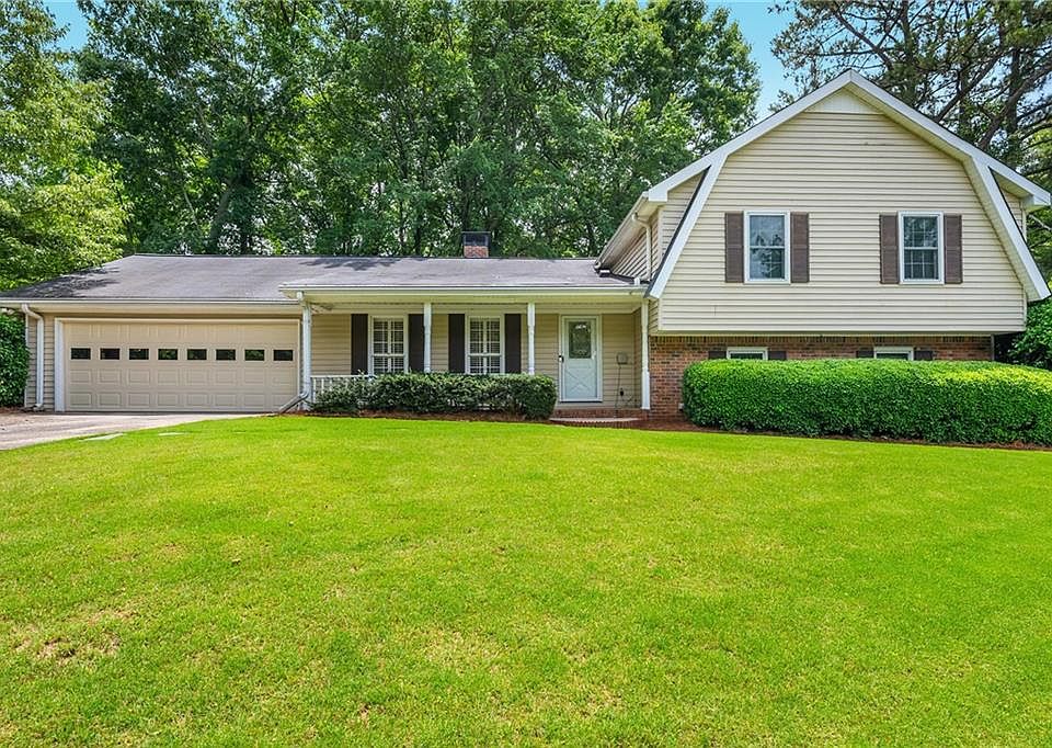 1st image of 335 Thornwood Dr
