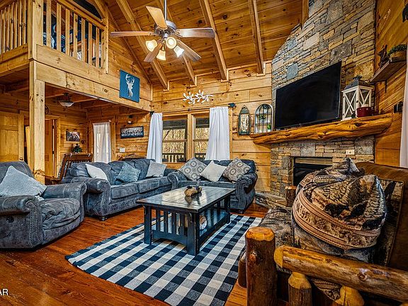 3rd image of 2955 Raven Fork Cir