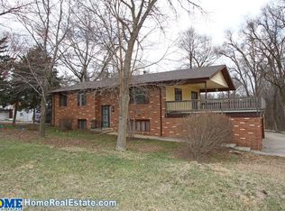 6160 Rokeby Rd, Lincoln, NE 68516