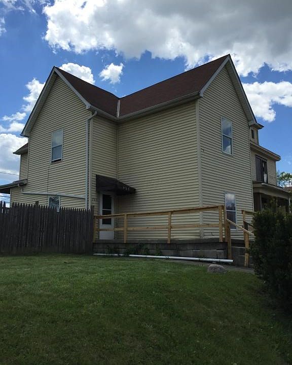 1st image of 705 Stewart Ave