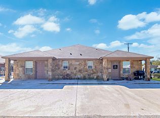 207 S Front St UNIT B, Holland, TX 76534