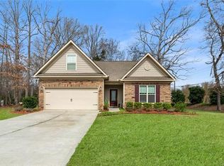 106 Clear Springs Rd, Mooresville, NC 28115